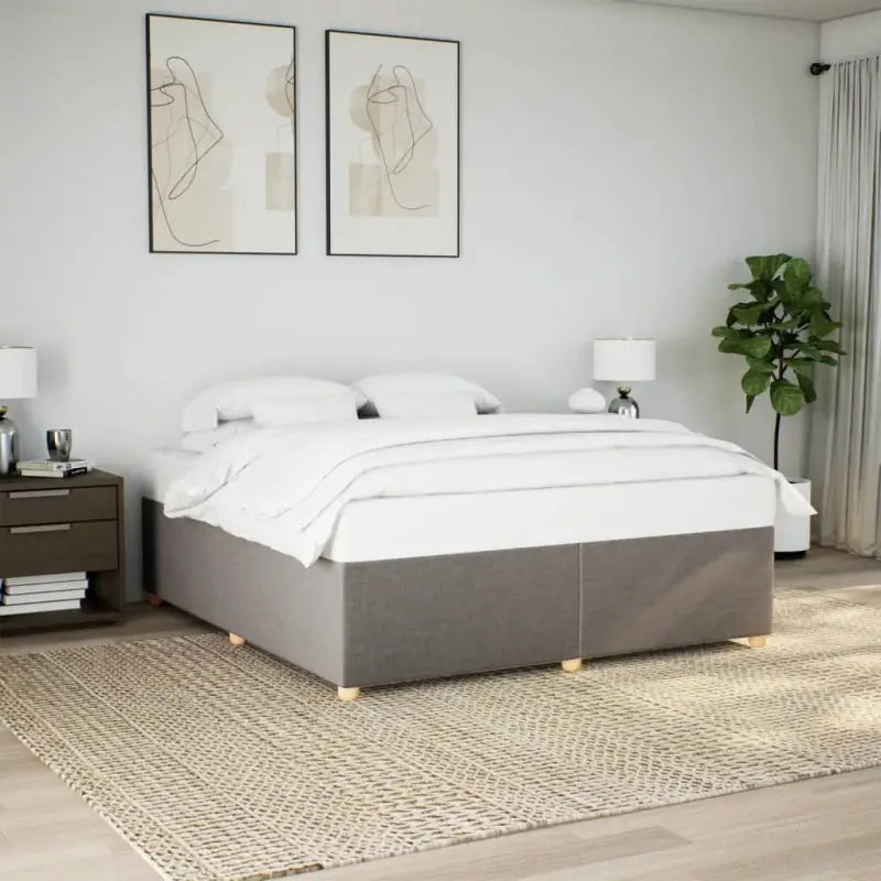 Bedframe met ademend vermogen voor een comfortabele nachtrust - Taupe / 200 x 200 cm - Bedden & bedframes