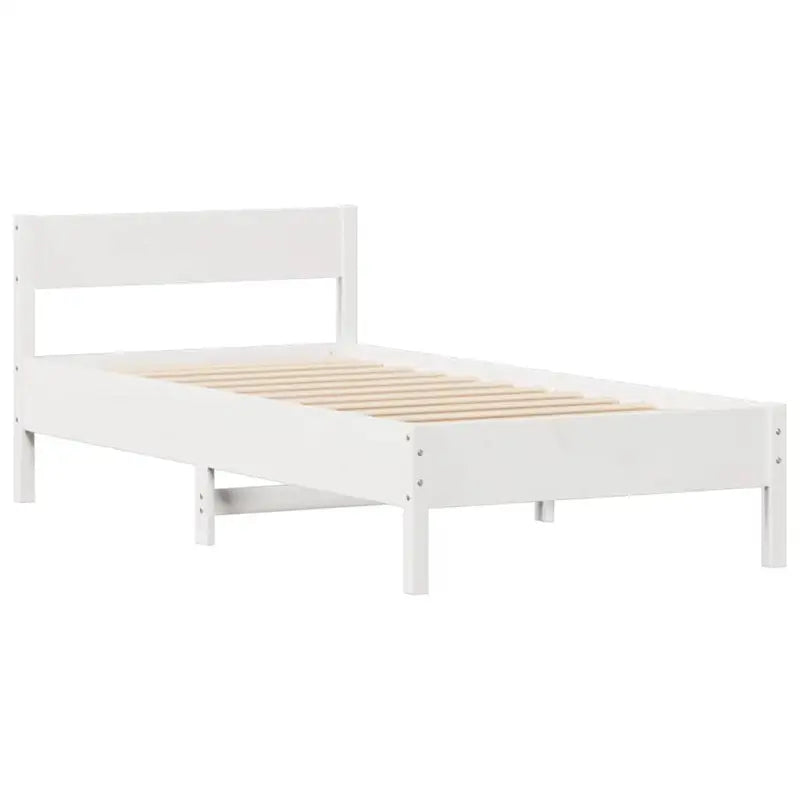 Bedframe van massief grenenhout in wit materiaal voor een goede nachtrust - Bedden & bedframes