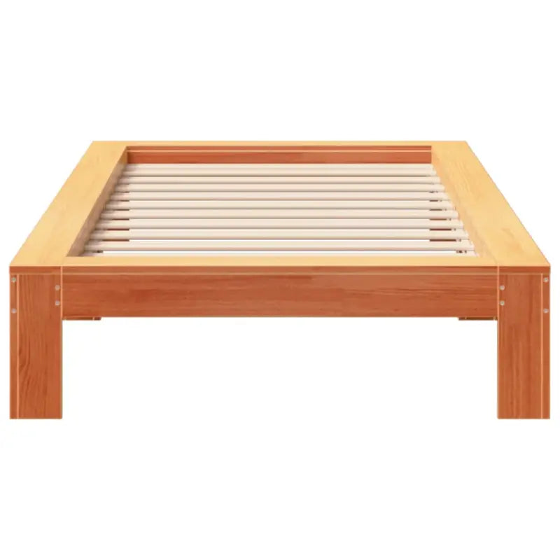 Bedframe van massief grenenhout met extra opbergruimte - Bedden & bedframes