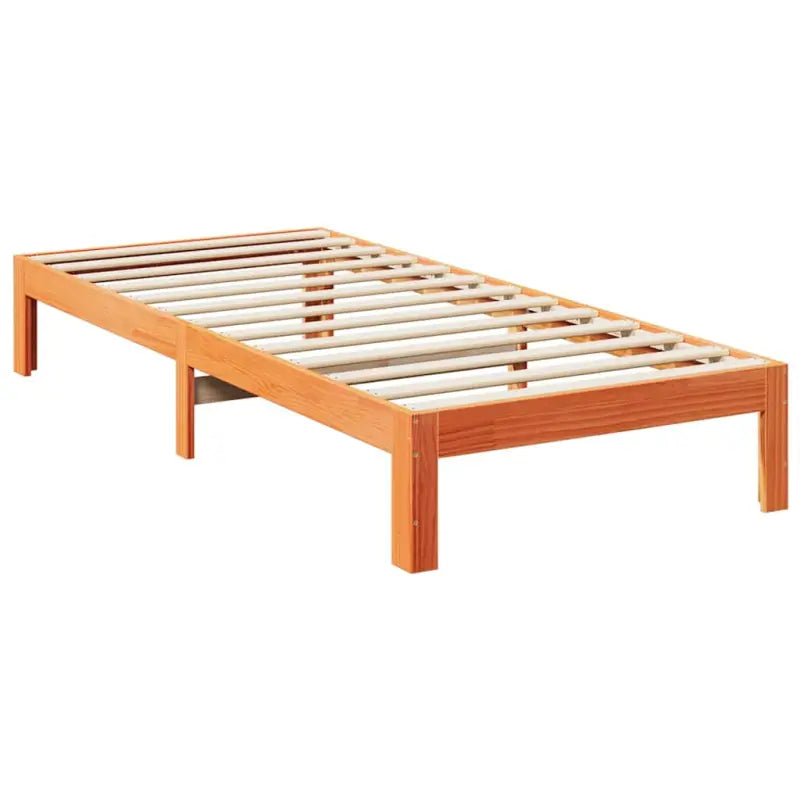 Bedframe van massief grenenhout met voorgeboorde gaten voor een goede nachtrust - Bedden & bedframes
