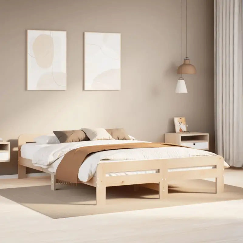 Bedframe van massief grenenhout voor een goede nachtrust - Naturel / 140 x 190 cm - Bedden & bedframes