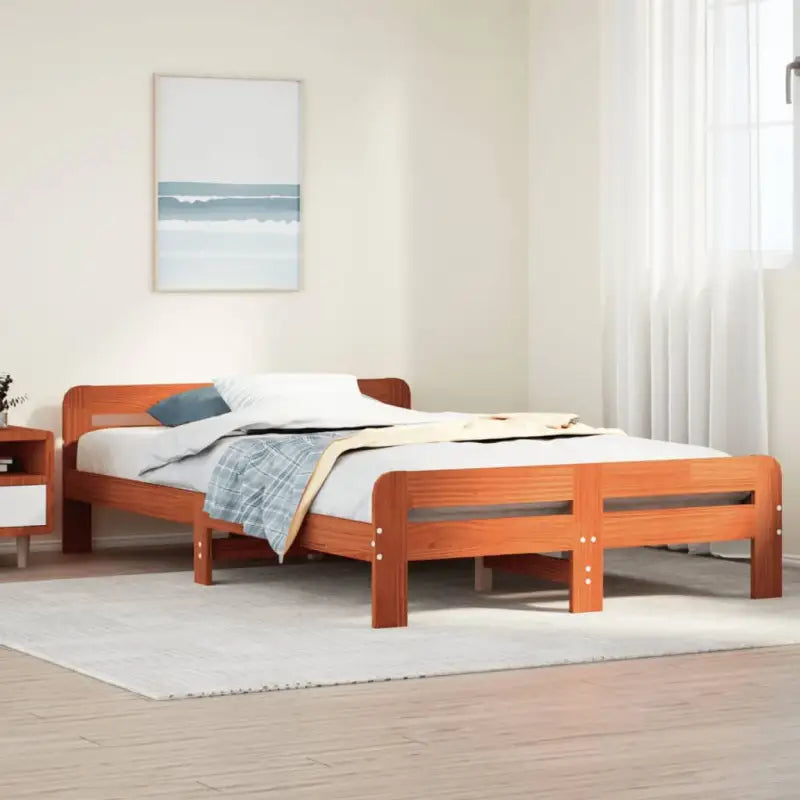 Bedframe van massief grenenhout voor een goede nachtrust - Wasbruin / 135 x 190 cm - Bedden & bedframes
