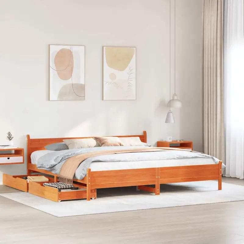 Bedframe van massief grenenhout voor een stabiele en duurzame slaapplaats - Wasbruin / 180 x 200 cm - Bedden & bedframes