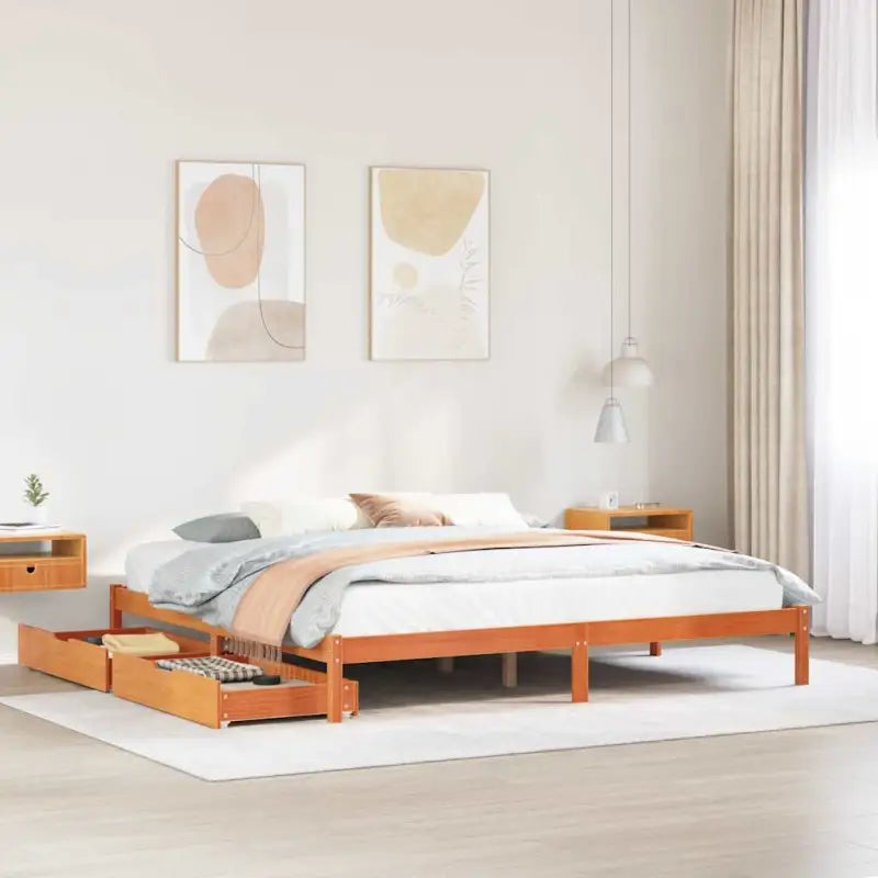 Bedframe van massief grenenhout voor een stabiele en duurzame slaap - Wasbruin / 180 x 200 cm - Bedden & bedframes