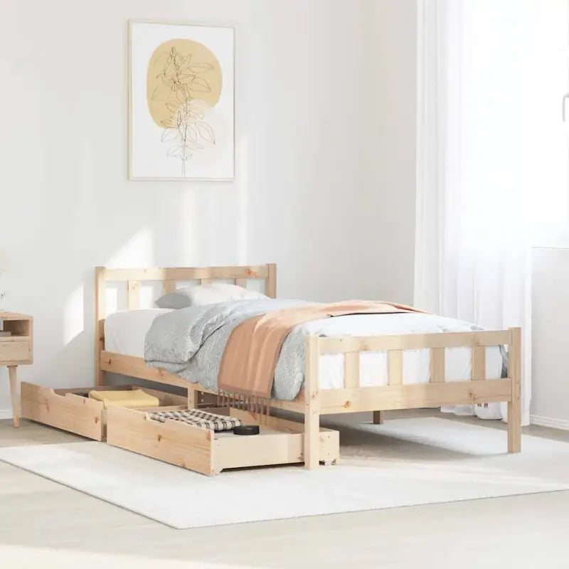 Bedframe van massief grenenhout voor een stevige en duurzame slaapplek - Bedden & bedframes
