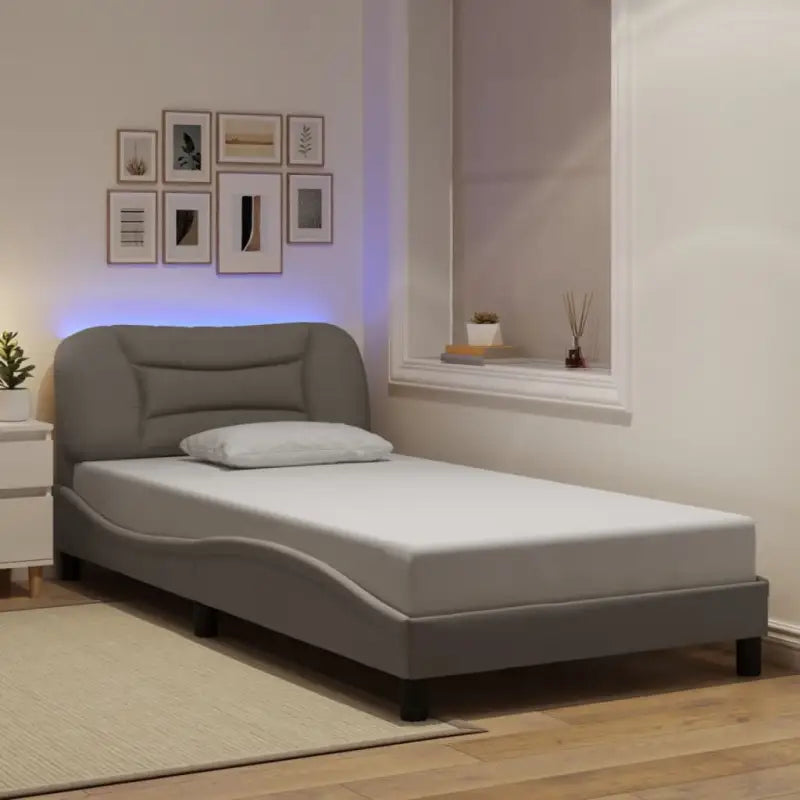 Crème bedframe met LED-verlichting en multiplex lattenbodem - Taupe / 100 x 200 cm - Bedden & bedframes