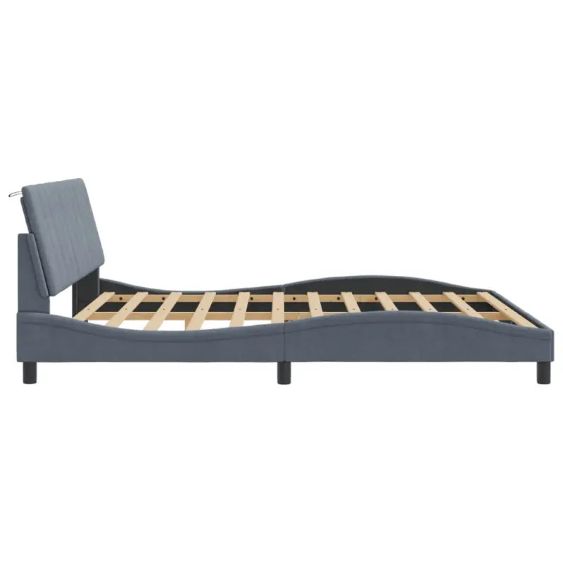Donkergrijs bedframe met hoofdeinde en multiplex lattenbodem - Bedden & bedframes