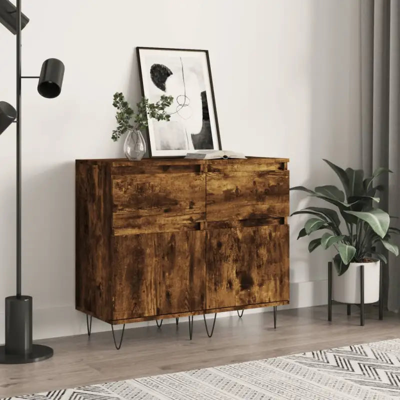 Dressoir met bewerkt hout en ijzeren poten voor een tijdloze uitstraling - Dressoirs & buffetkasten