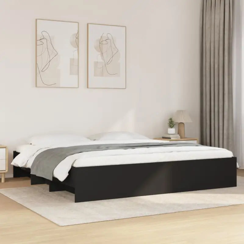 Duurzaam bedframe van bewerkt hout voor een goede nachtrust - Zwart / 200 x 200 cm - Bedden & bedframes
