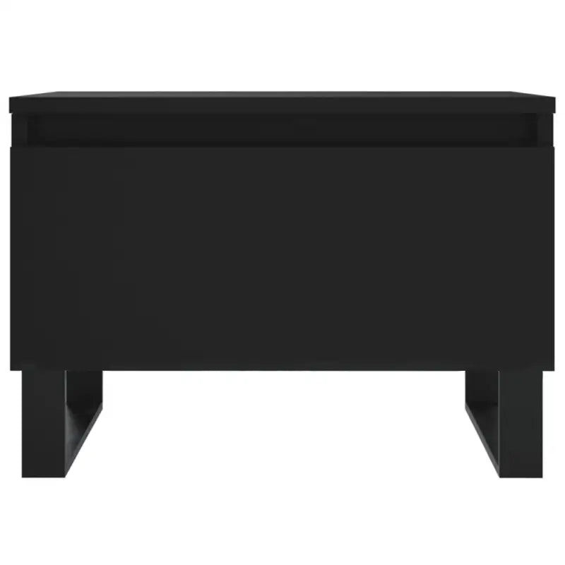 Eetkamertafel met bewerkt hout en metalen poten voor stijl en duurzaamheid - Salontafels