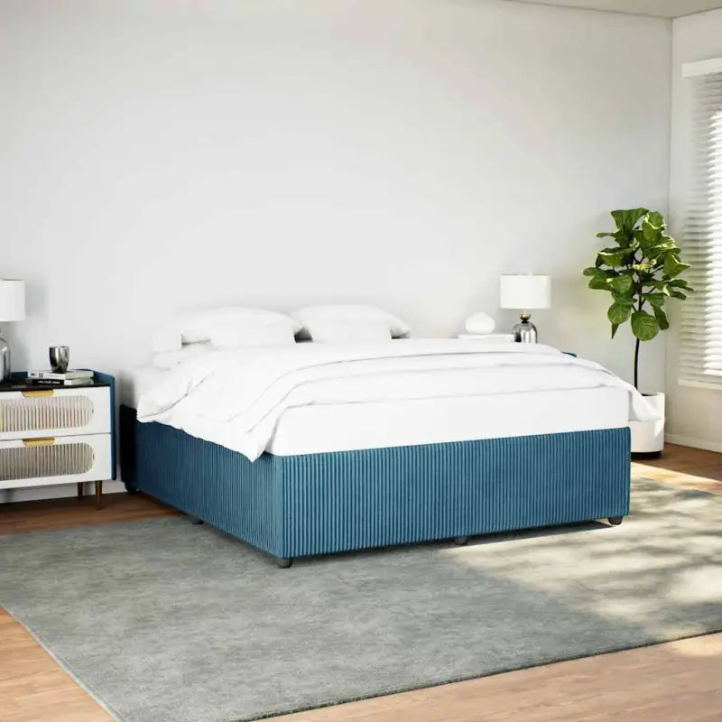 Fluweel bedframe voor een comfortabele en warme slaapkamer sfeer - Blauw / 200 x 200 cm - Bedden & bedframes