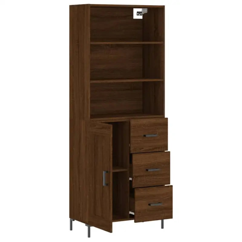 Hoge kast van bewerkt hout met duurzame charme en unieke stijl - Dressoirs & buffetkasten