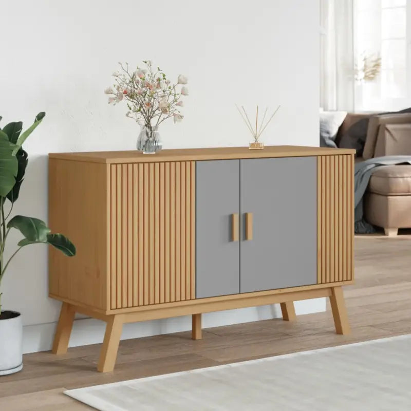 Houten dressoir met massief grenenhout en Scandinavisch design - Dressoirs & buffetkasten