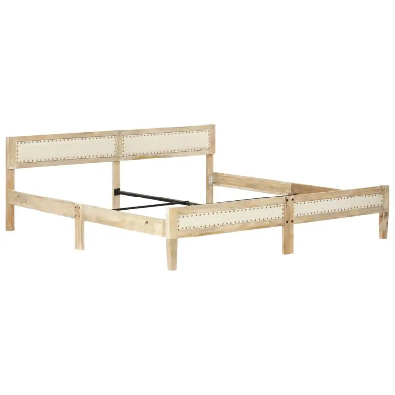 Klassiek bedframe van massief mangohout voor een warme slaapkamer uitstraling - 200 x 200 cm - Bedden & bedframes