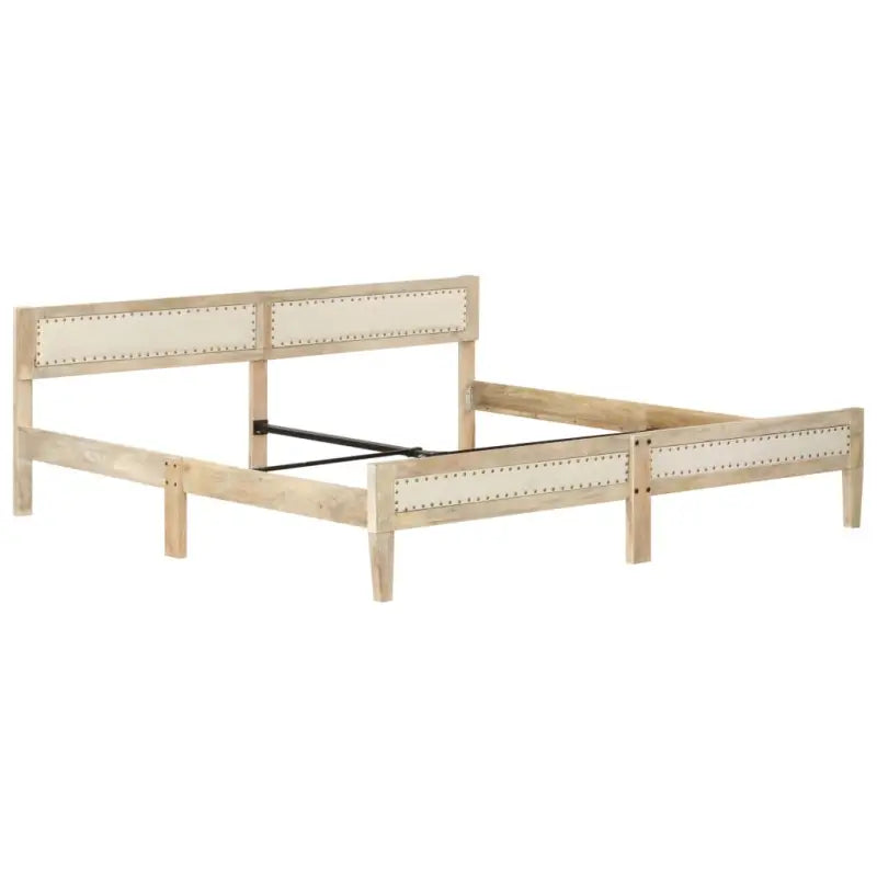Klassiek bedframe van massief mangohout voor een warme slaapkamer uitstraling - 200 x 200 cm - Bedden & bedframes