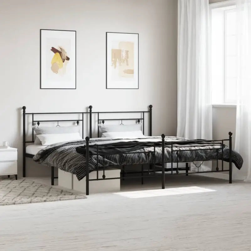 Klassiek metalen bedframe met extra opbergruimte en metalen latten - Zwart / 200 x 200 cm / met hoofdbord & voetbord