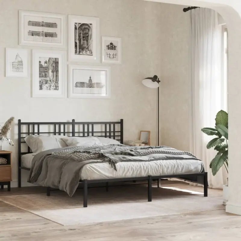 Klassiek metalen bedframe met extra opbergruimte en metalen latten - Zwart / 150 x 200 cm / met hoofdbord - Bedden &