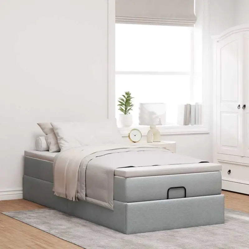 Lichtgrijs Ottomaans Bed met Ruime Opbergruimte en Vulling - Bedden & bedframes