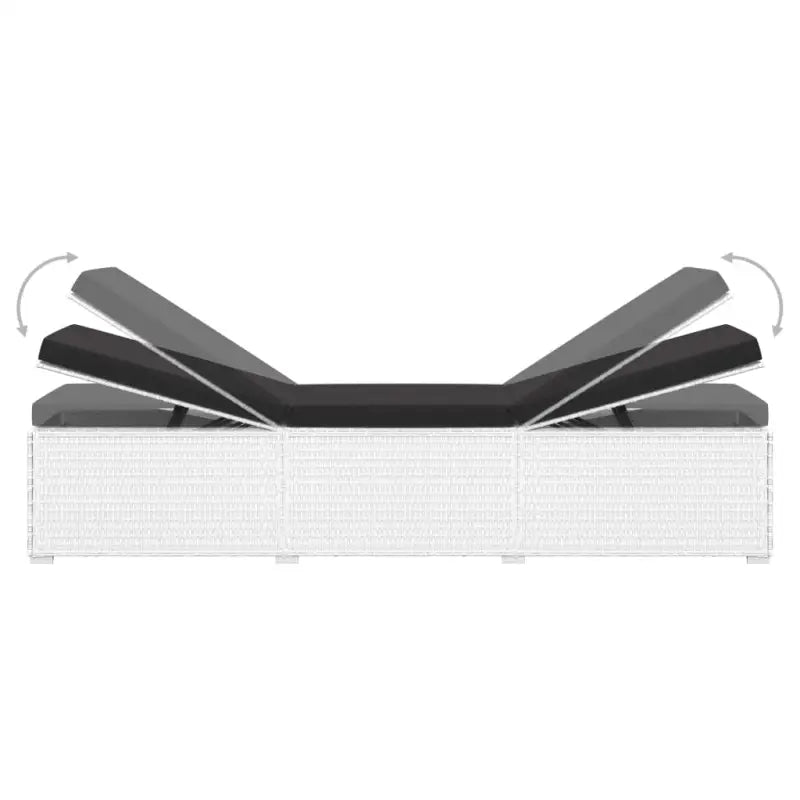 Luxe loungestoelen voor een ontspannende zonnige dag - Ligstoelen