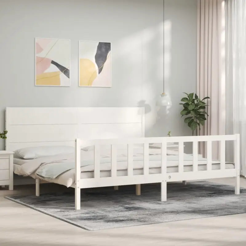 Massief Grenenhout Bedframe voor een Natuurlijke en Stevige Slaapplek - Wit / 200 x 200 cm - Bedden & bedframes