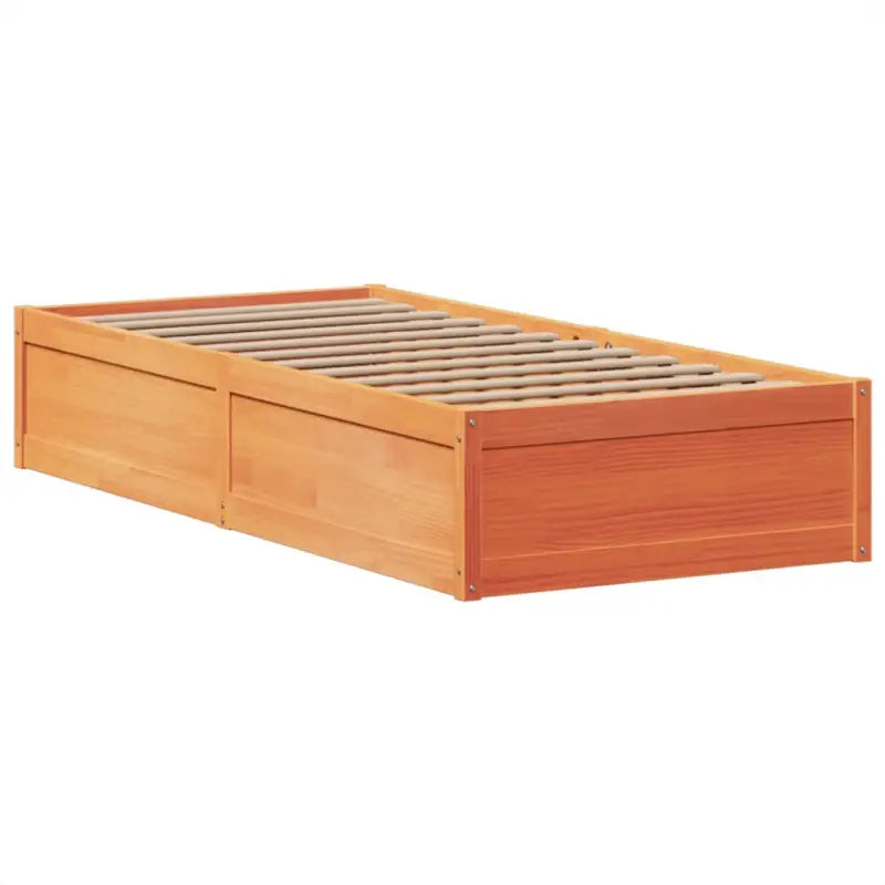 Massief Grenenhouten Bedframe voor Comfort en Natuurlijke Interieurstijl - Bedden & bedframes