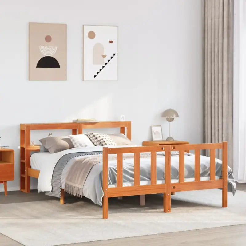 Massief Grenenhouten Bedframe voor een Natuurlijke en Decoratieve Look - Bruin / 140 x 190 cm - Bedden & bedframes