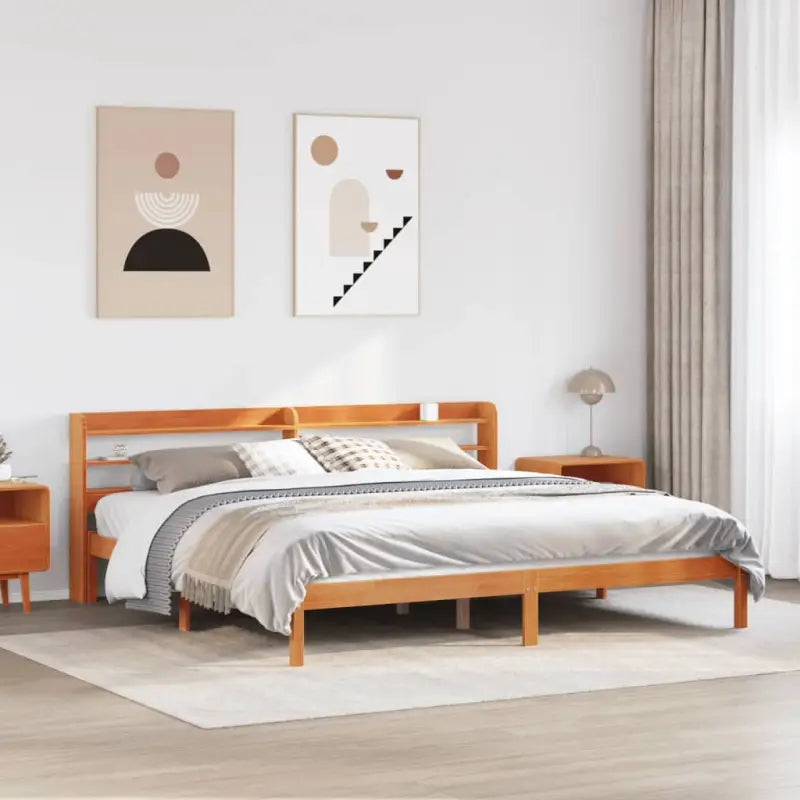 Massief Grenenhouten Bedframe voor een Natuurlijke en Decoratieve Slaapruimte - Wasbruin / 200 x 200 cm - Bedden &