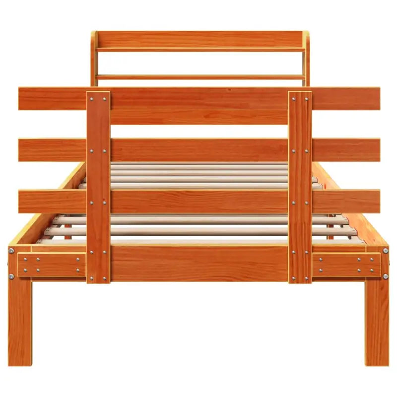 Massief grenenhouten bedframe voor goede nachtrust en natuurlijke stijl - Bedden & bedframes