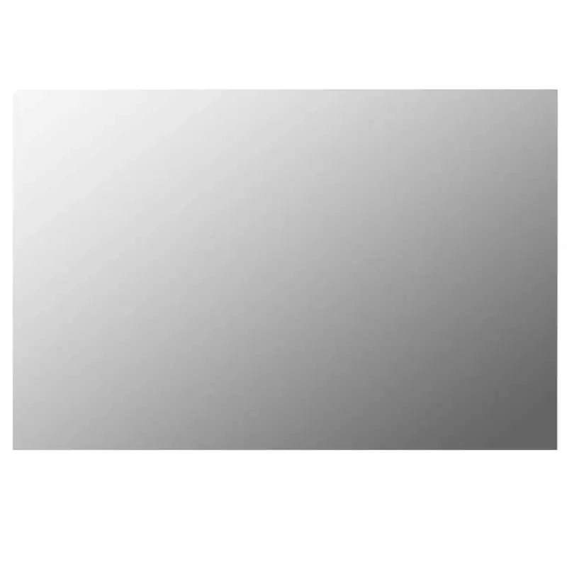 Minimalistische wandspiegel voor een ruimere uitstraling - Spiegels