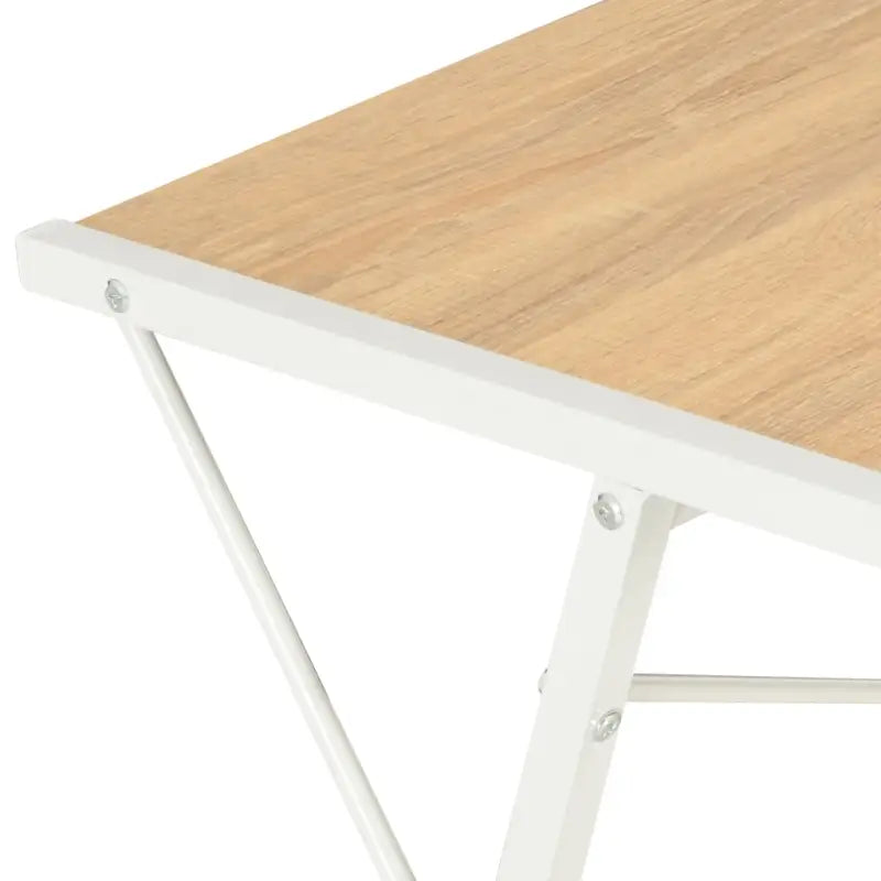 Moderne bureau met praktisch schap en stevige planken - Bureaus