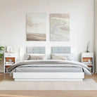 Nachtkastjes van bewerkt hout met elegant en tijdloos ontwerp - Nachtkastjes