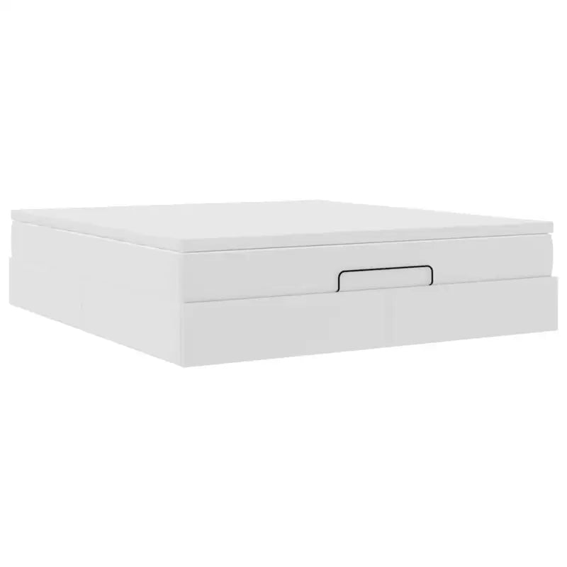 Ottomaanse bed met wit materiaal en ruime opbergruimte - Bedden & bedframes