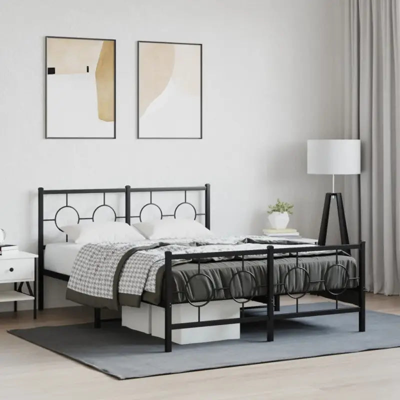 Robuust metalen bedframe met tijdloos design en extra opbergruimte - Zwart / 135 x 190 cm / met hoofdbord & voetbord