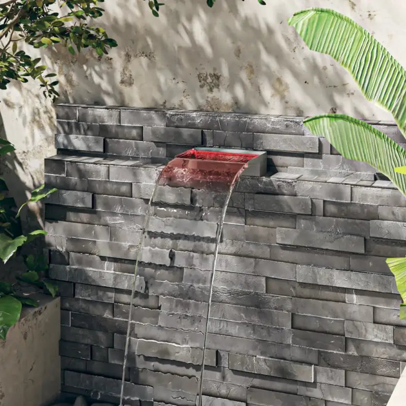 Roestvrijstalen Watervaloverlaat met kleurrijke LED-verlichting voor vijvers - Fonteinen