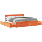 Tijdloos bedframe van massief grenenhout voor je slaapkamer - Wasbruin / 200 x 200 cm - Bedden & bedframes