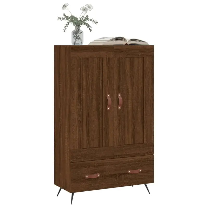 Trendy hoge kast van bewerkt hout met duurzame charme - Dressoirs & buffetkasten