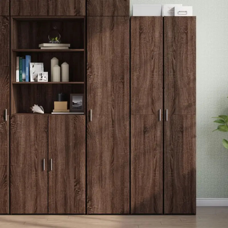 Trendy hoge kast van bewerkt hout met elegante uitstraling - bruin eikenkleur / 1 - Dressoirs & buffetkasten