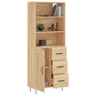 Trendy hoge kast van duurzaam bewerkt hout met charmante uitstraling - Dressoirs & buffetkasten