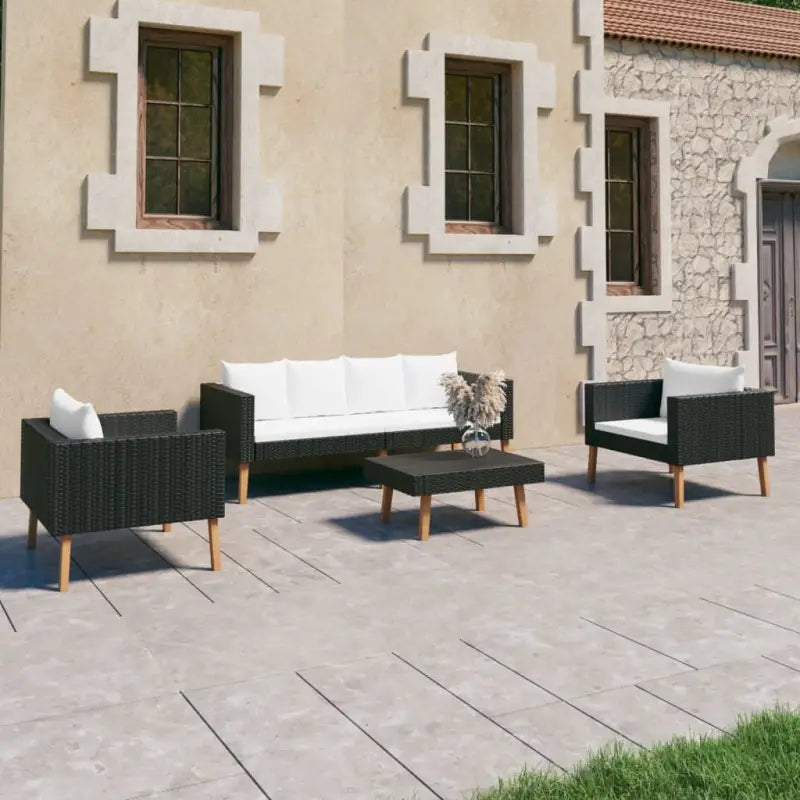 Tuinset van gepoedercoat staal en poly rattan voor gezellige zomerdagen - Zwart / Tweezitsbank + 2x Fauteuil + Tafel