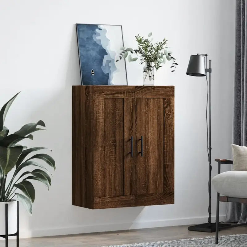 Wandkast van bewerkt hout met elegant ontwerp en hoge kwaliteit - Dressoirs & buffetkasten