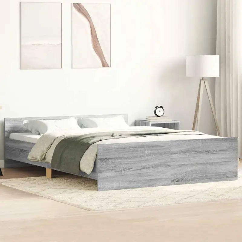 Bedframe in Grijs Sonoma voor een stevige en stabiele nachtrust - Grijs sonoma / 135 x 190 cm - Bedden & bedframes