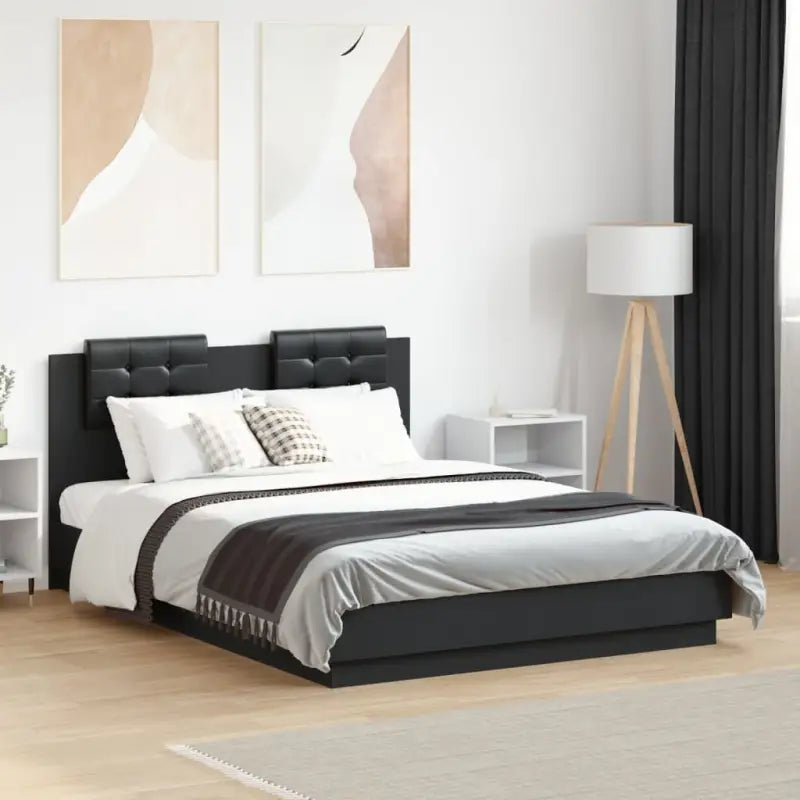 Bedframe met hoofdeinde en multiplex lattenbodem van bewerkt hout - Zwart / 135 x 190 cm - Bedden & bedframes