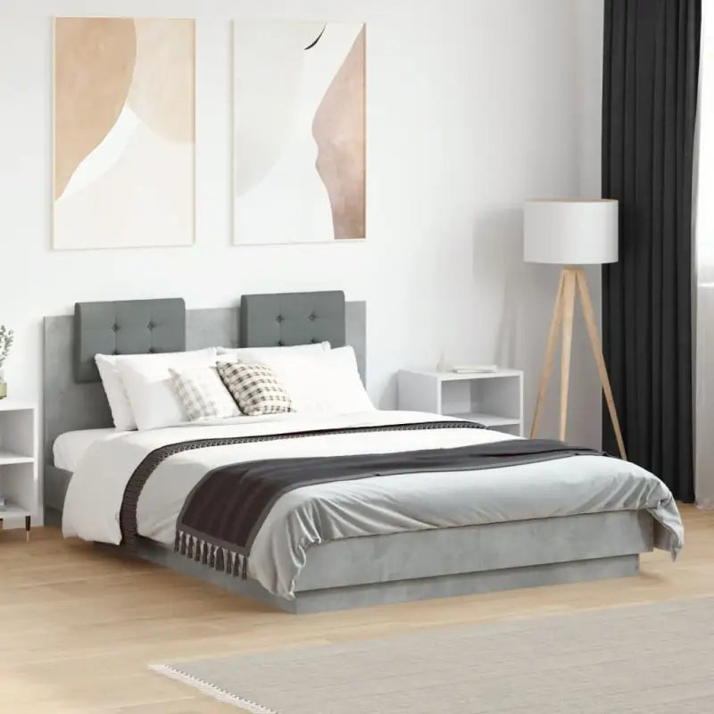 Bedframe met hoofdeinde en multiplex lattenbodem van bewerkt hout - Betongrijs / 135 x 190 cm - Bedden & bedframes