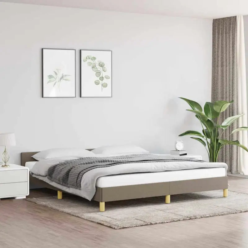 Bedframe met hoofdeinde en multiplex lattenbodem voor comfortabele nachtrust - Taupe / 180 x 200 cm - Bedden & bedframes