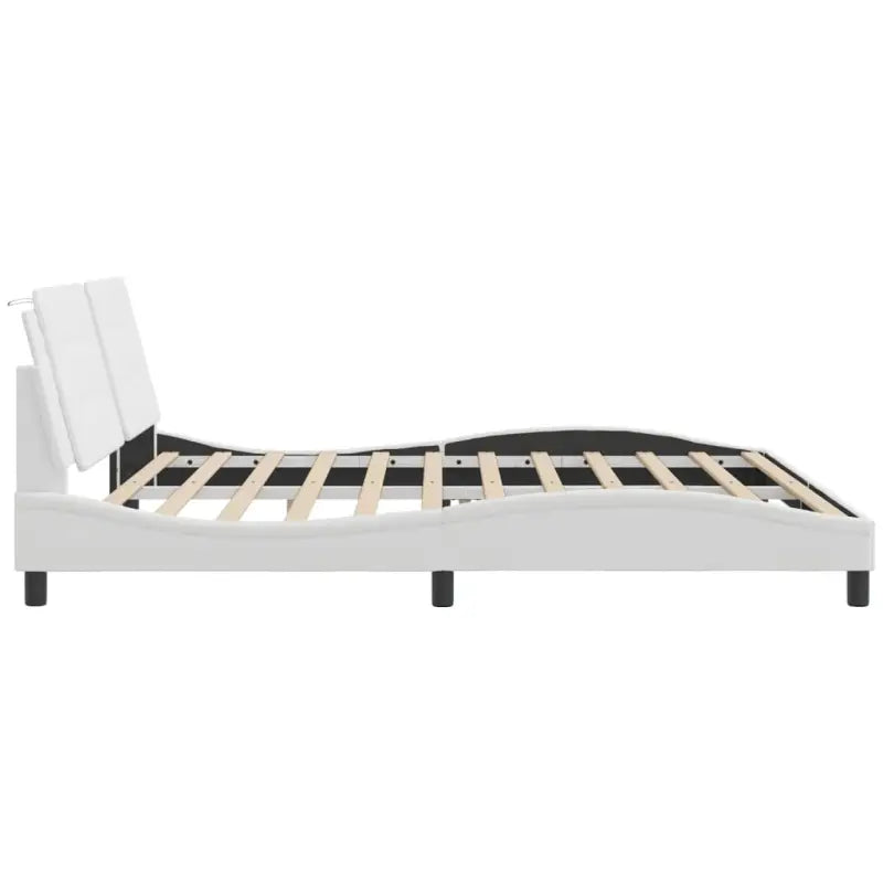 Bedframe met LED-verlichting en multiplex lattenbodem in wit materiaal - Bedden & bedframes