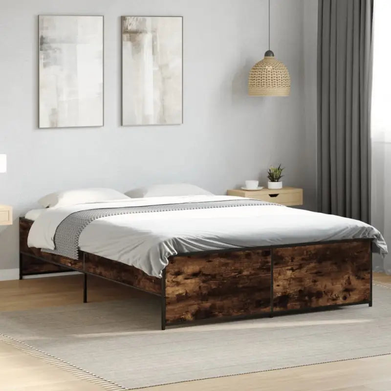 Bedframe met metalen poten en multiplex lattenbodem in grijs sonoma eiken - Gerookt eiken / 120 x 190 cm - Bedden &