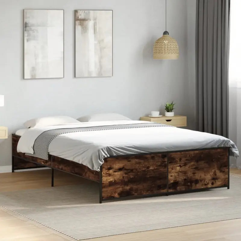 Bedframe met metalen poten en multiplex lattenbodem in grijs sonoma eiken - Gerookt eiken / 120 x 200 cm - Bedden &