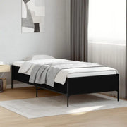 Bedframe met metalen poten en multiplex lattenbodem van bewerkt hout - Bedden & bedframes