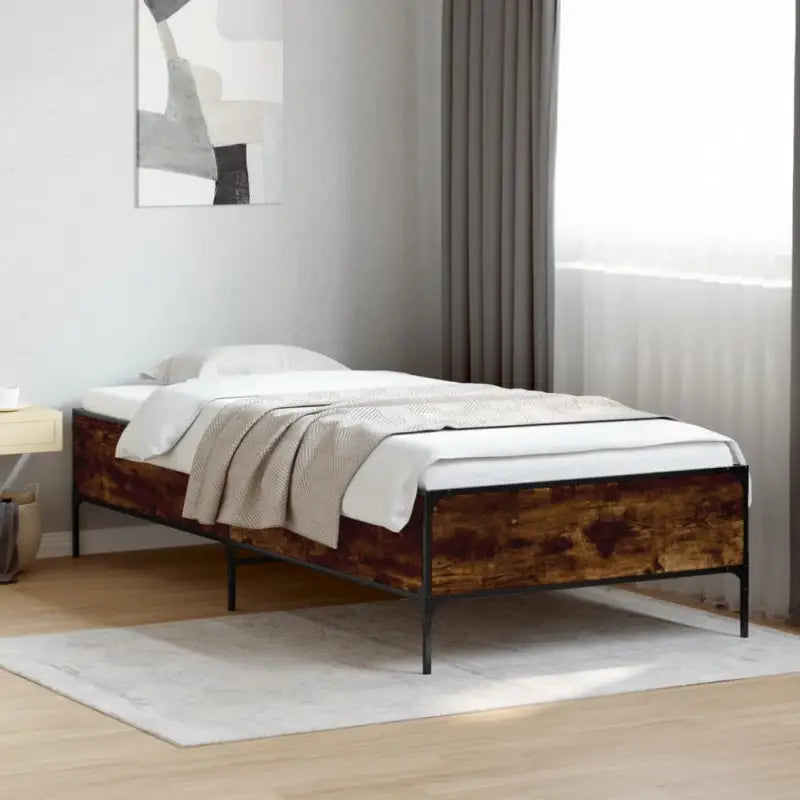 Bedframe met metalen poten en multiplex lattenbodem van bewerkt hout - Gerookt eiken / 90 x 190 cm / 44 cm - Bedden &