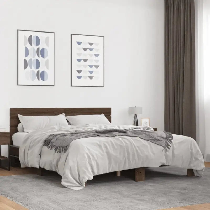 Bedframe met metalen poten en multiplex lattenbodem van bewerkt hout - bruin eikenkleur / 150 x 200 cm - Bedden &
